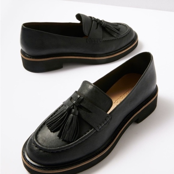 Splendid Caio Black Leather Loafer Tassel Size 8.5 Classic Preppy Dark Academia - Picture 1 of 16